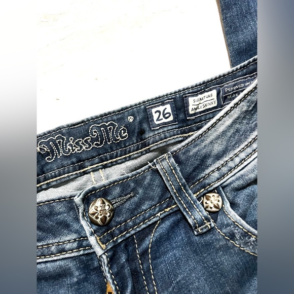 Miss Me Jeans - Picture 5 of 7